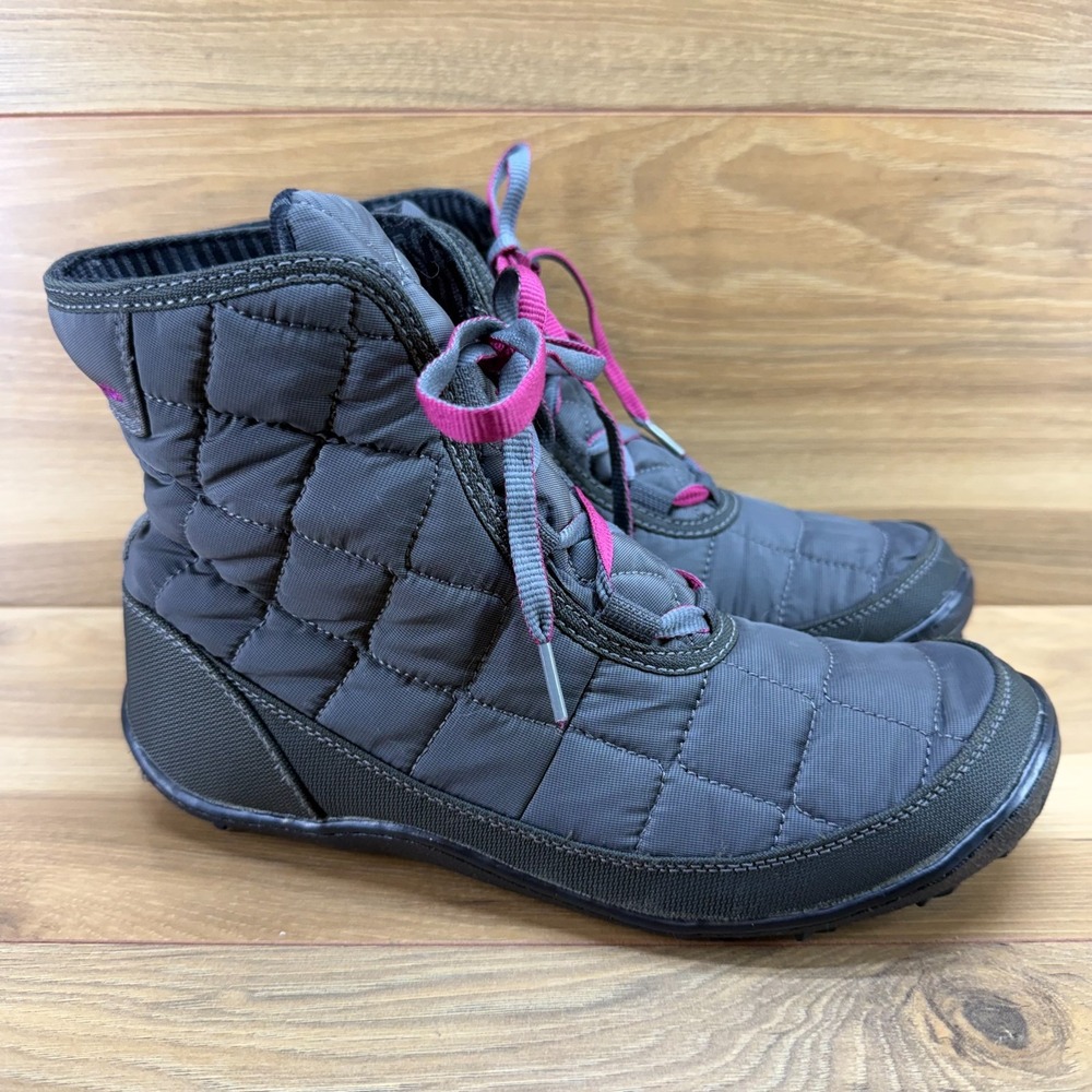 Columbia Quilted Thermal Coil 200 gram Snow Boots Womens 9 Charcoal Gray Lace Up